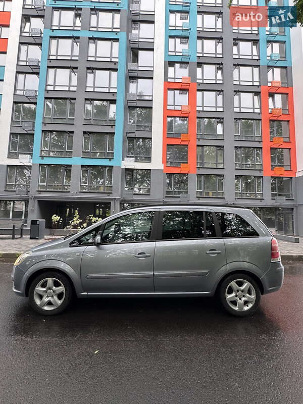 Мінівен Opel Zafira 2006 в Чернігові