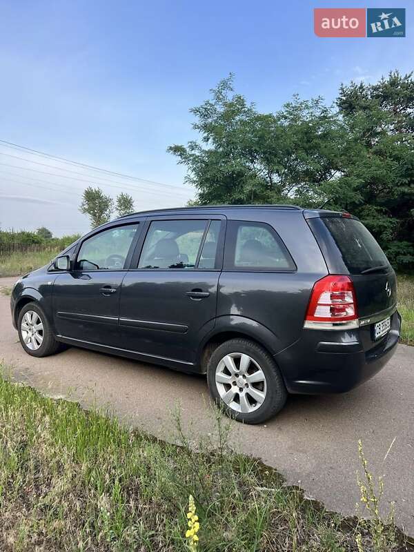 Минивэн Opel Zafira 2012 в Остер фото 8 Минивэн Opel Zafira 2012 в Остер