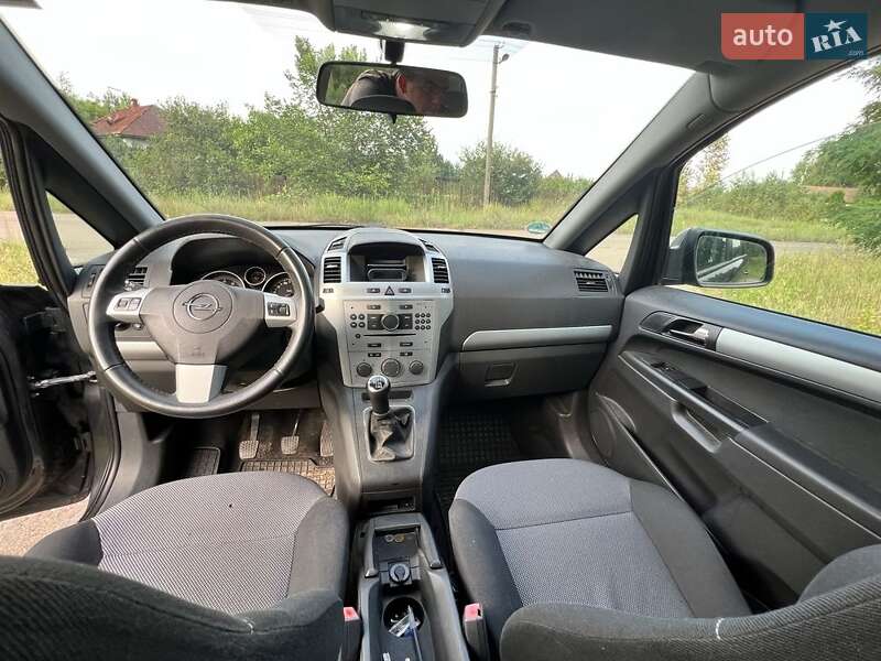 Минивэн Opel Zafira 2012 в Остер фото 18 Минивэн Opel Zafira 2012 в Остер