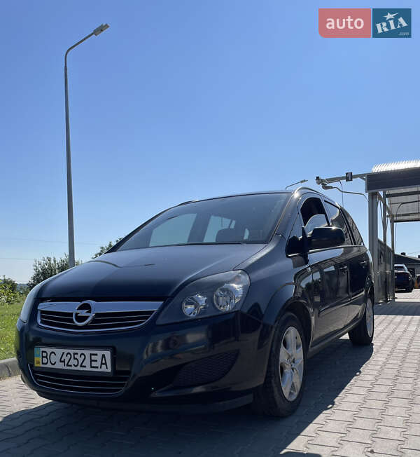 Opel Zafira 2013