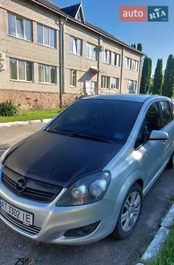 Минивэн Opel Zafira 2008 в Калуше