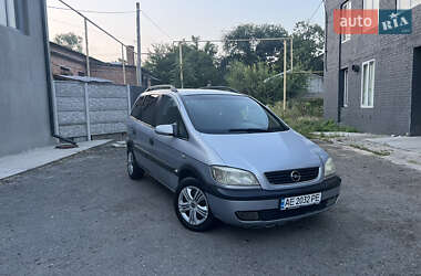 Минивэн Opel Zafira 2002 в Днепре
