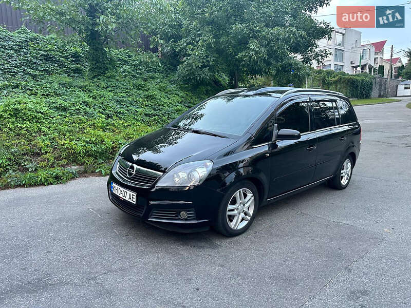 Мінівен Opel Zafira 2006 в Києві