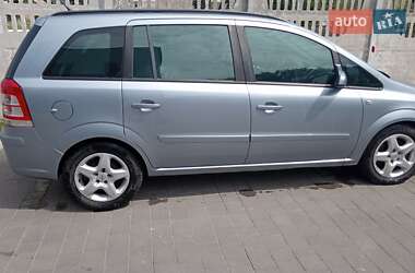 Минивэн Opel Zafira 2008 в Костополе Минивэн Opel Zafira 2008 в Костополе