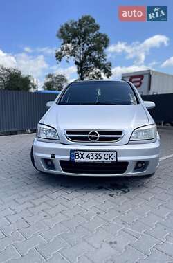 Минивэн Opel Zafira 2003 в Хмельницком