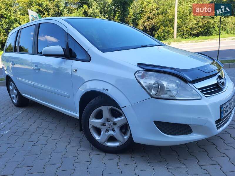 Мінівен Opel Zafira 2008 в Хмельницькому