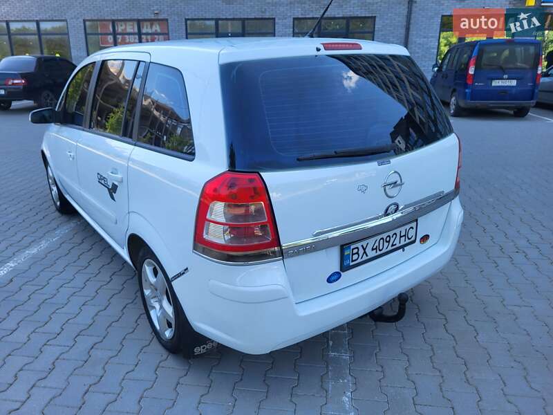Мінівен Opel Zafira 2008 в Хмельницькому