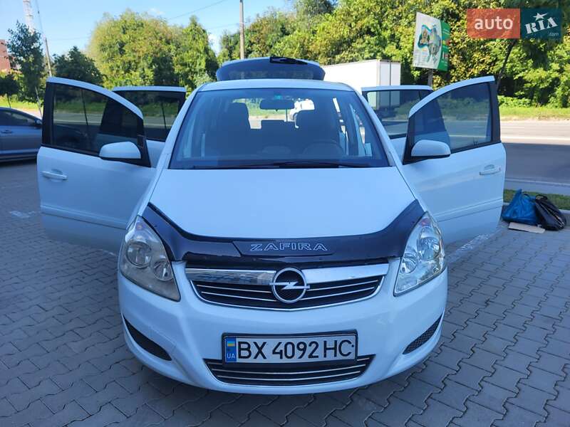 Мінівен Opel Zafira 2008 в Хмельницькому