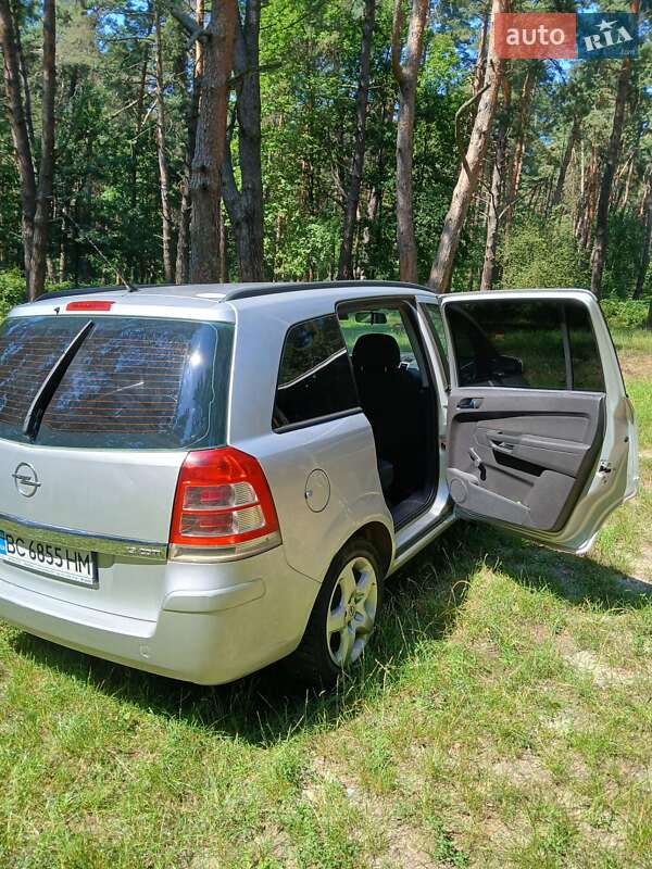Мінівен Opel Zafira 2008 в Львові
