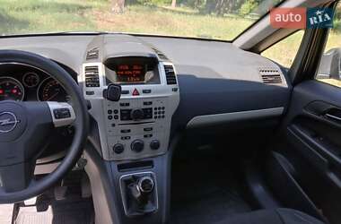Минивэн Opel Zafira 2008 в Львове
