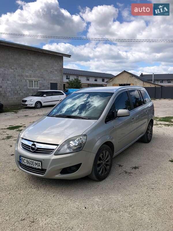 Opel Zafira 2010