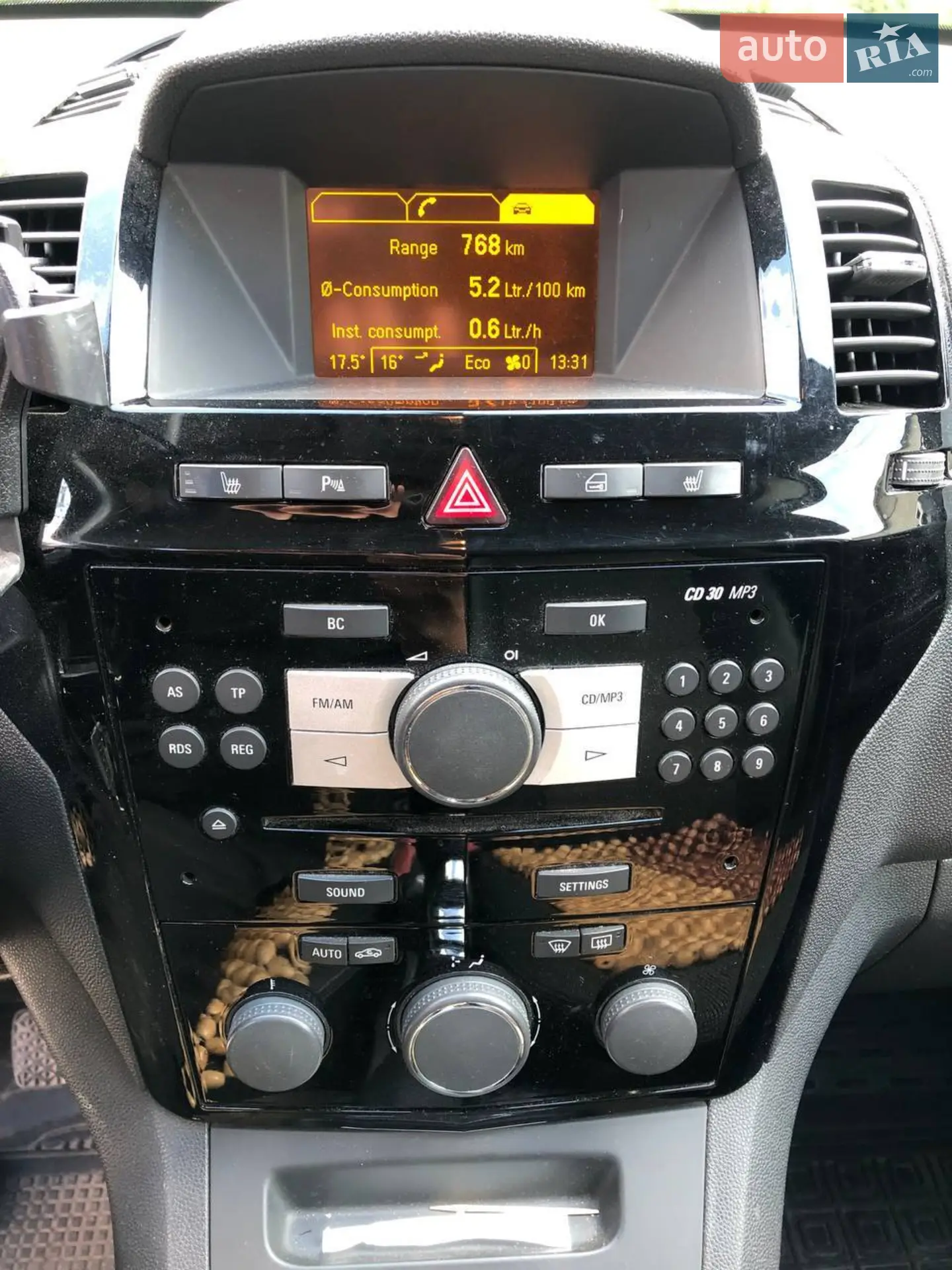 2010 Opel Zafira - мініатюра 11