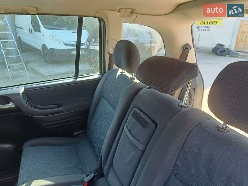 Минивэн Opel Zafira 1999 в Рудки