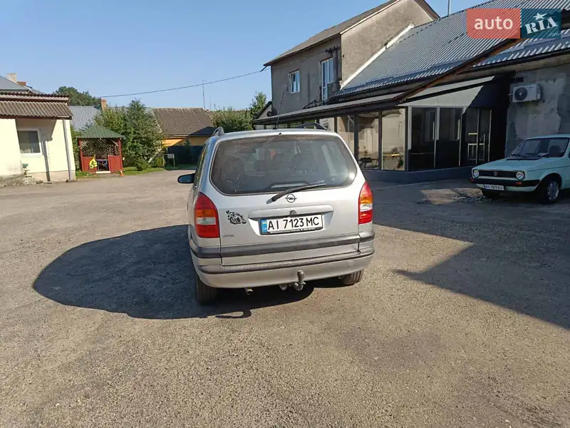 Opel Zafira 1999