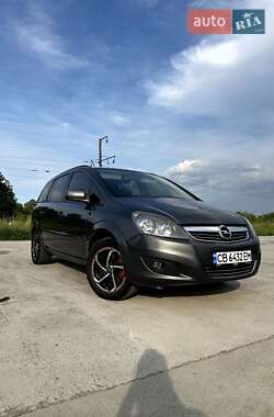 Минивэн Opel Zafira 2012 в Куликовке