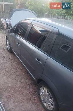 Минивэн Opel Zafira 2007 в 