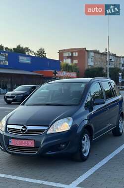 Минивэн Opel Zafira 2008 в Калуше
