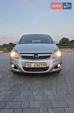 Мінівен Opel Zafira 2011 в 