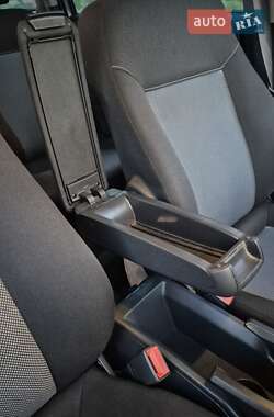 Мінівен Opel Zafira 2011 в 