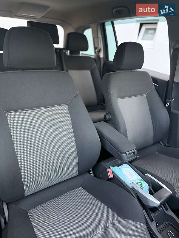 Минивэн Opel Zafira 2010 в Сваляве фото 3 Минивэн Opel Zafira 2010 в Сваляве