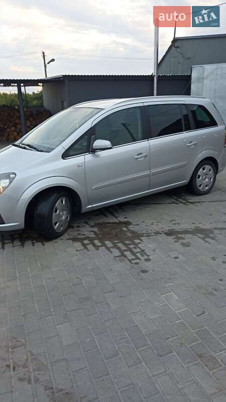 Мінівен Opel Zafira 2007 в Шишаках