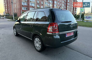 Минивэн Opel Zafira 2009 в Борисполе