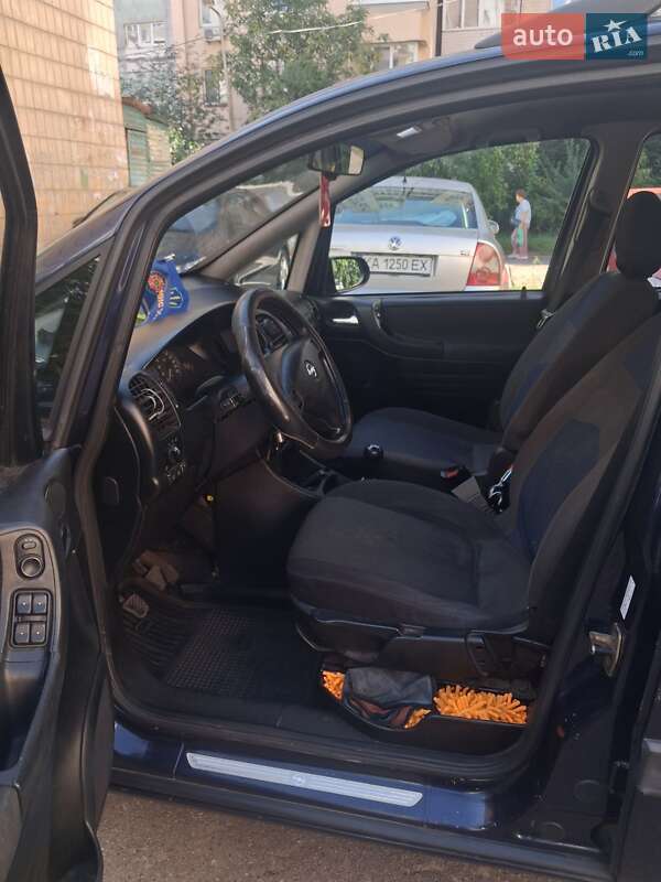 Мінівен Opel Zafira 2001 в Києві