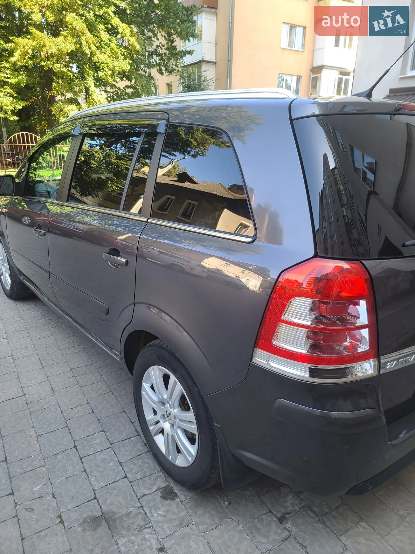 2010 Opel Zafira - мініатюра 11