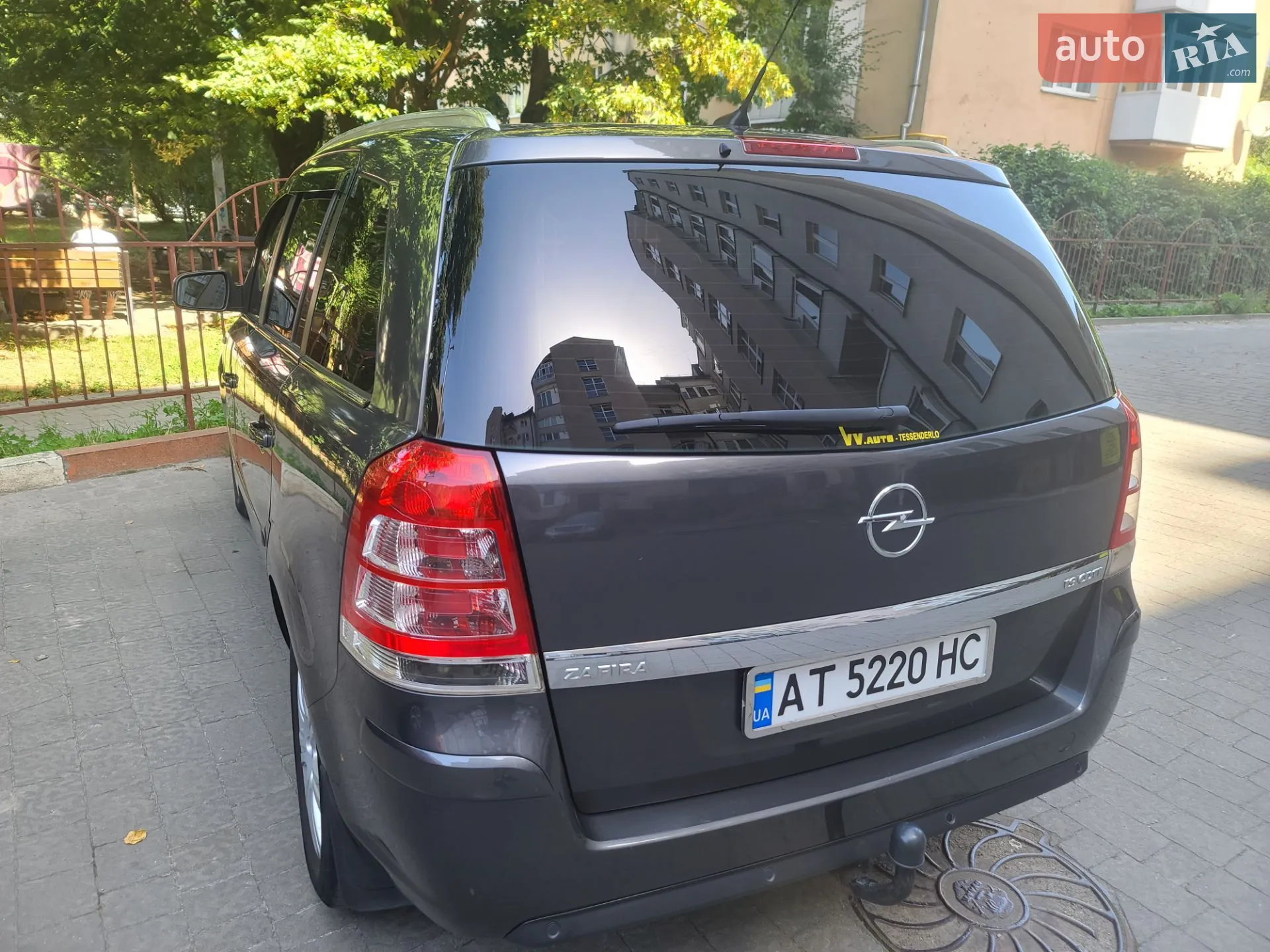 2010 Opel Zafira - мініатюра 15