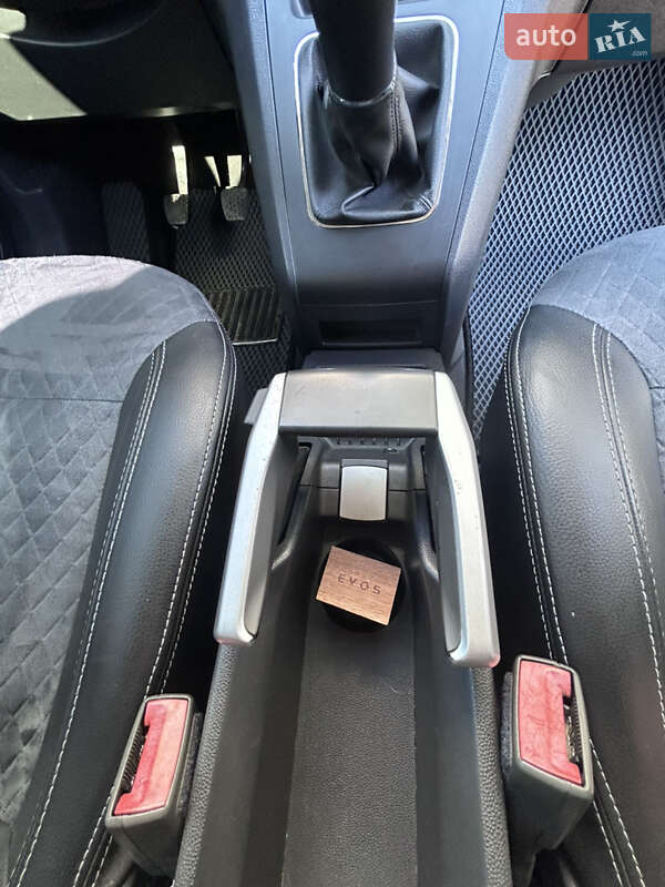 Минивэн Opel Zafira 2011 в Запорожье