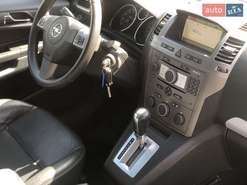 Мінівен Opel Zafira 2005 в Ковелі