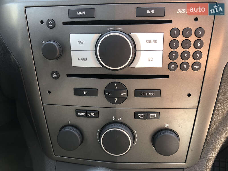 Мінівен Opel Zafira 2005 в Ковелі