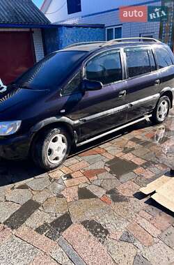 Минивэн Opel Zafira 2002 в Жашкове