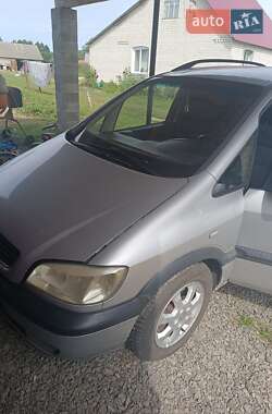 Мінівен Opel Zafira 2001 в Ратному