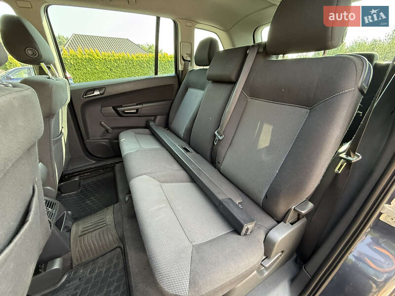 Мінівен Opel Zafira 2010 в Стрию