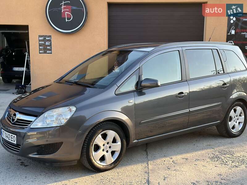 Минивэн Opel Zafira 2008 в Коломые