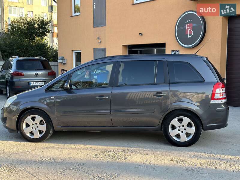 Минивэн Opel Zafira 2008 в Коломые