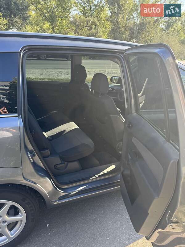 Минивэн Opel Zafira 2005 в Кременчуге