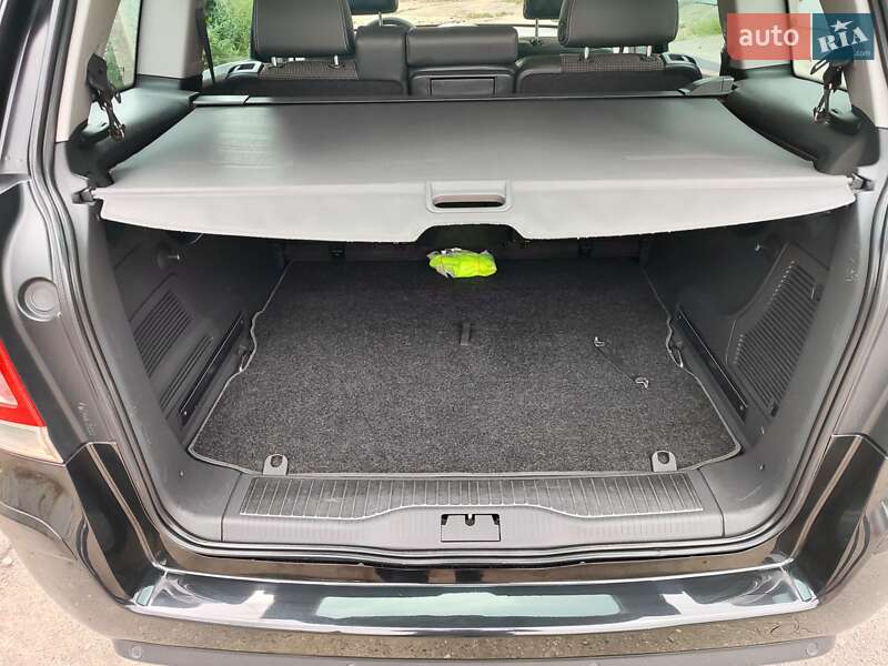 Минивэн Opel Zafira 2011 в Каменском