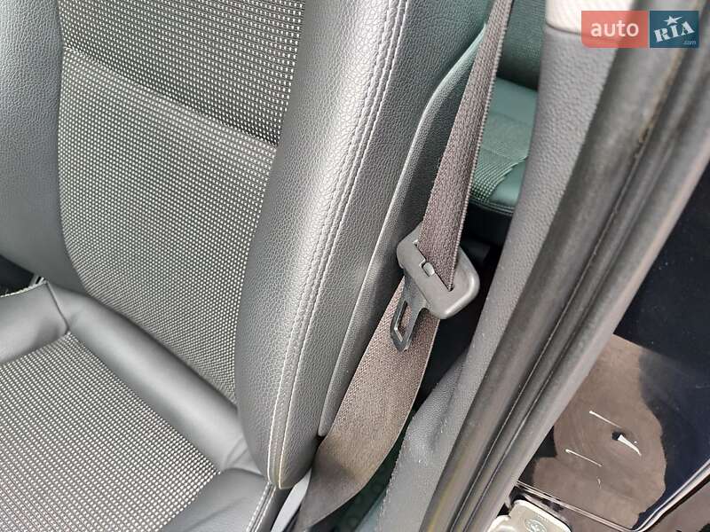 Минивэн Opel Zafira 2011 в Каменском