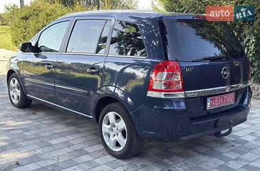 Минивэн Opel Zafira 2011 в Вознесенске