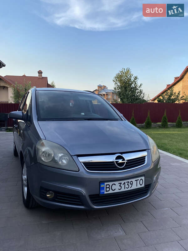 Мінівен Opel Zafira 2007 в Куликові