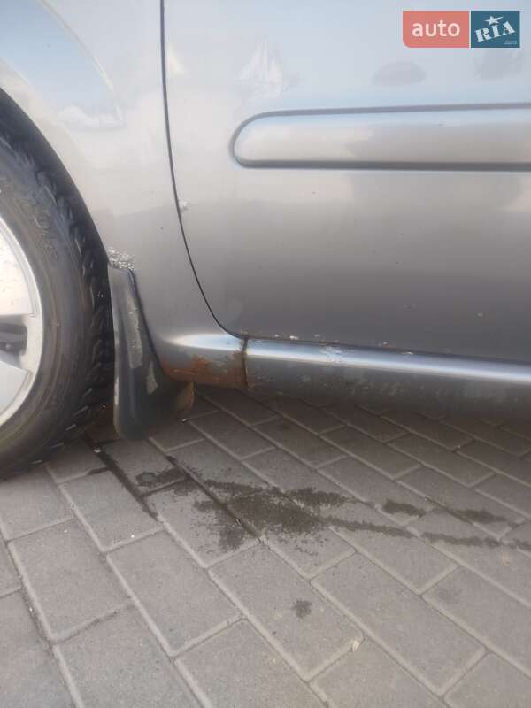 Минивэн Opel Zafira 2006 в Тячеве фото 5 Минивэн Opel Zafira 2006 в Тячеве