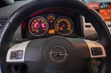 Минивэн Opel Zafira 2008 в Болграде