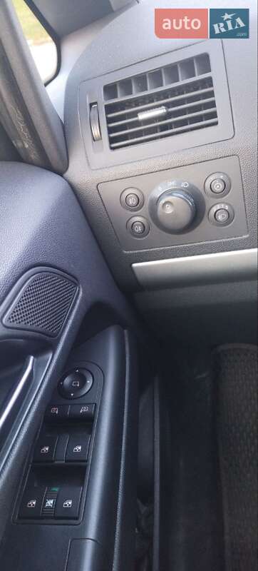 Минивэн Opel Zafira 2012 в Дрогобыче фото 6 Минивэн Opel Zafira 2012 в Дрогобыче