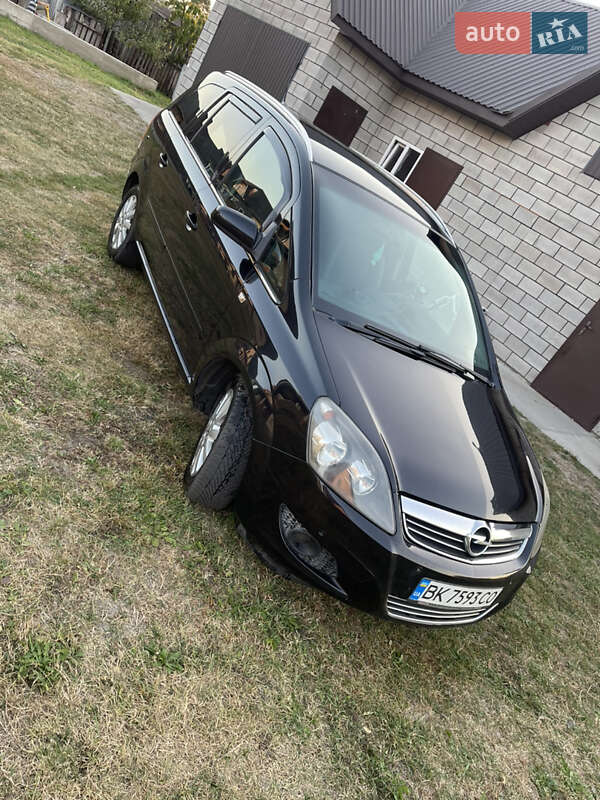 Opel Zafira 2008 Opel Zafira 2008