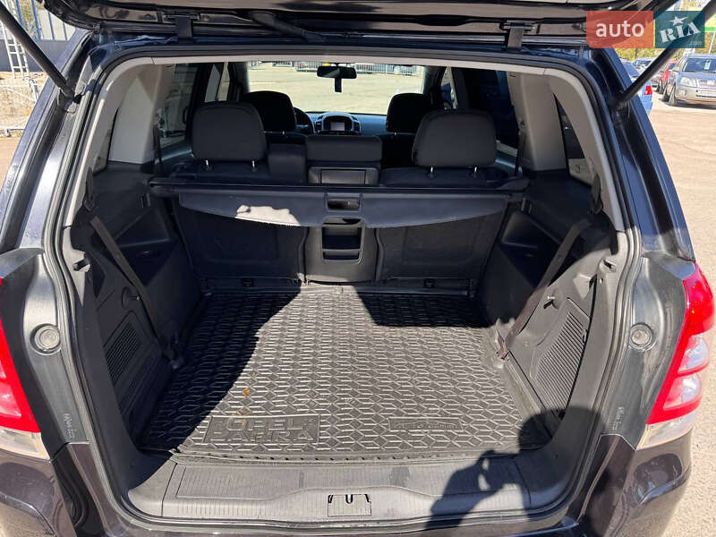 Минивэн Opel Zafira 2011 в Запорожье фото 6 Минивэн Opel Zafira 2011 в Запорожье