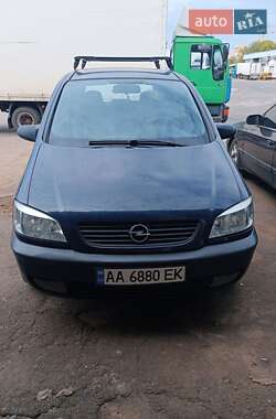 Минивэн Opel Zafira 2003 в Богуславе