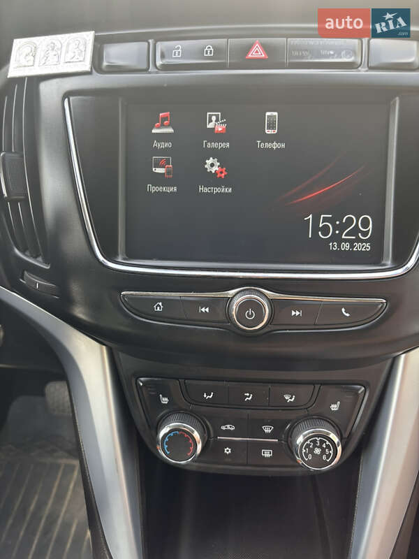 Минивэн Opel Zafira 2016 в Мукачево