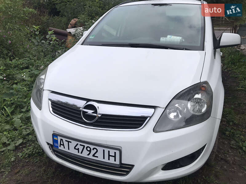 Opel Zafira 2010